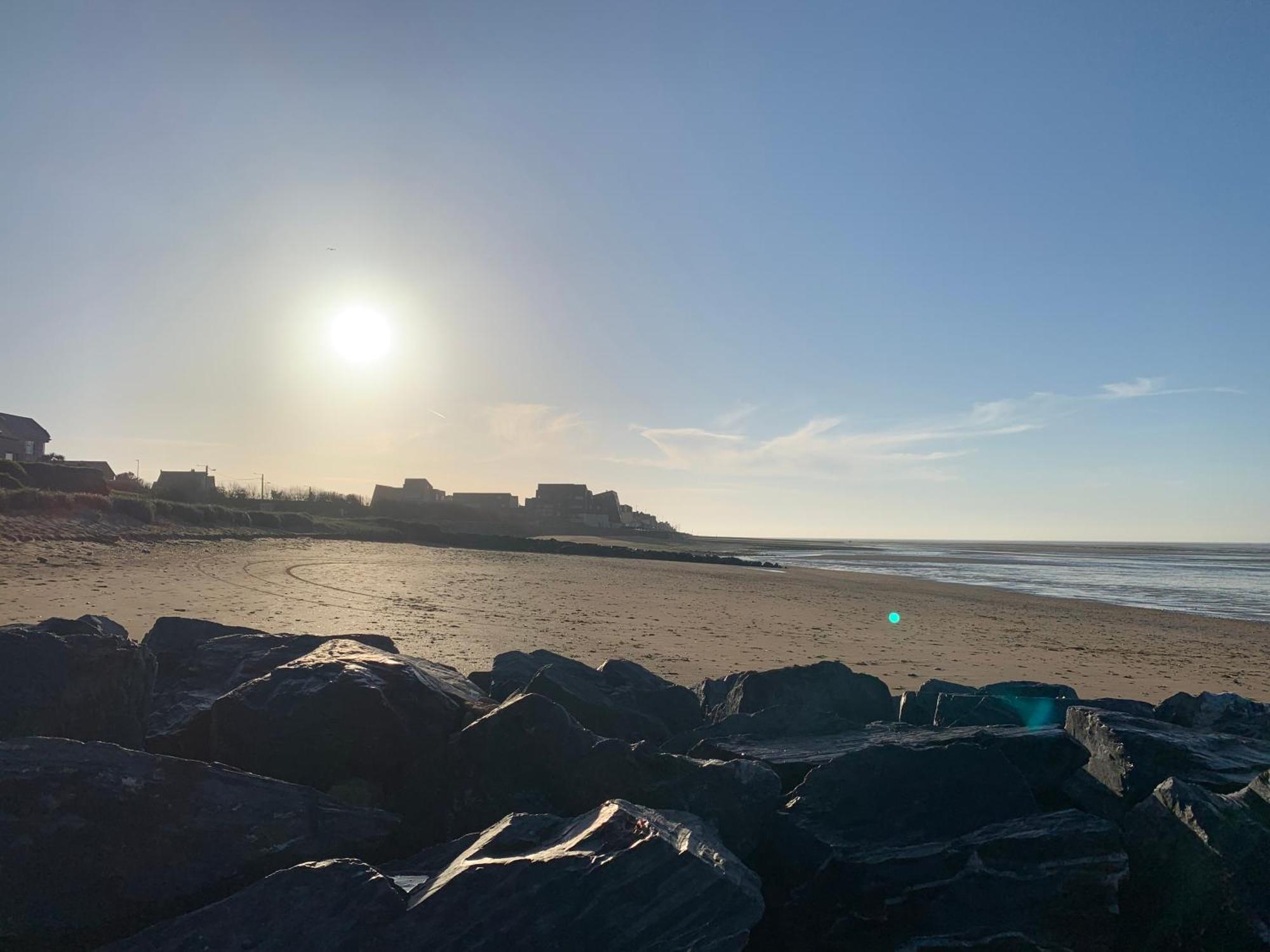 F1 véranda jardinet en résidence front de mer Bernières-sur-Mer Extérieur photo